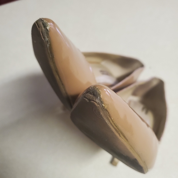 BCBGeneration Tan Stiletto Heels sz 8.5 - Picture 7 of 13